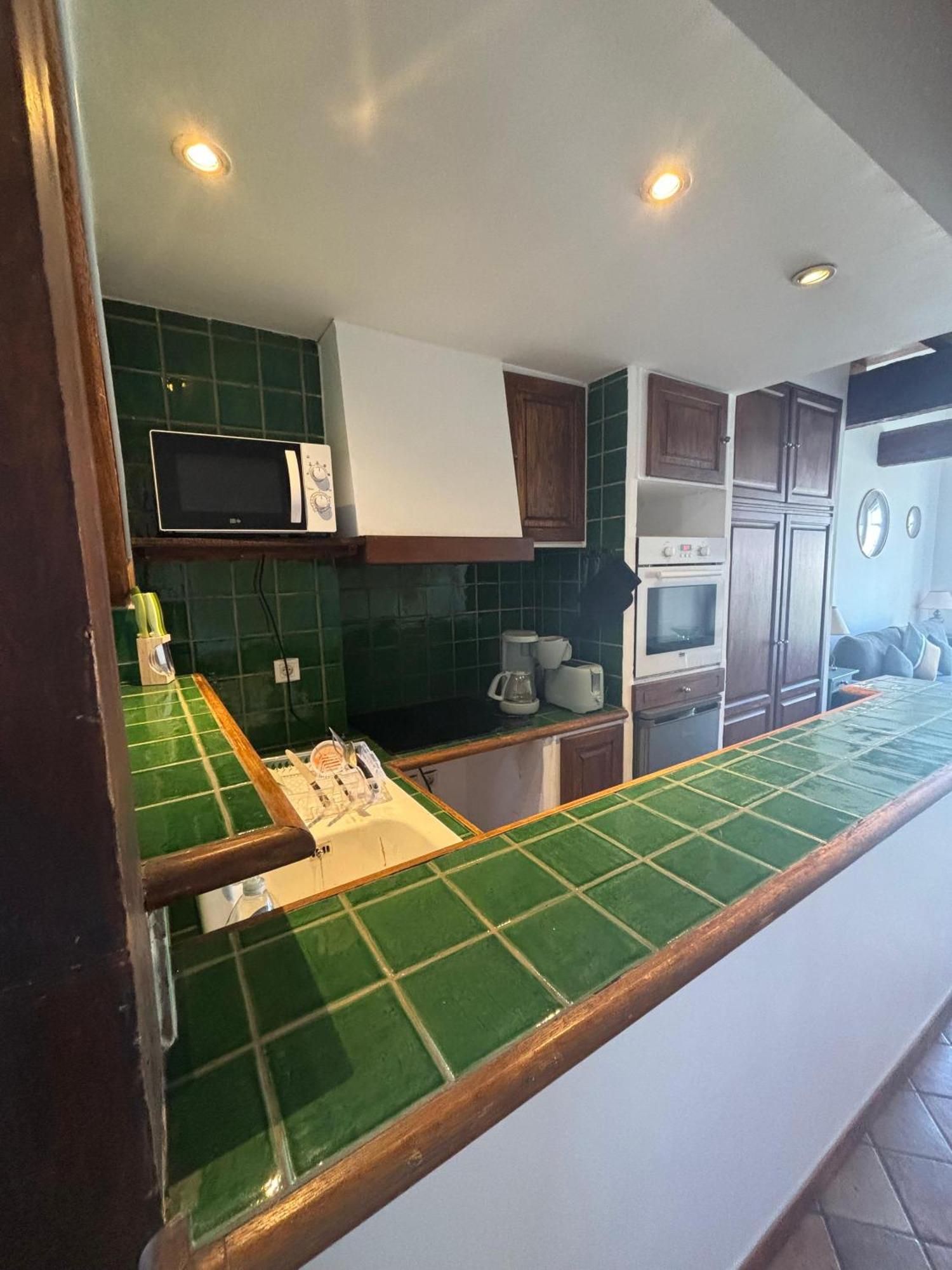L'Appartement Des Trois Six Béziers Exterior foto