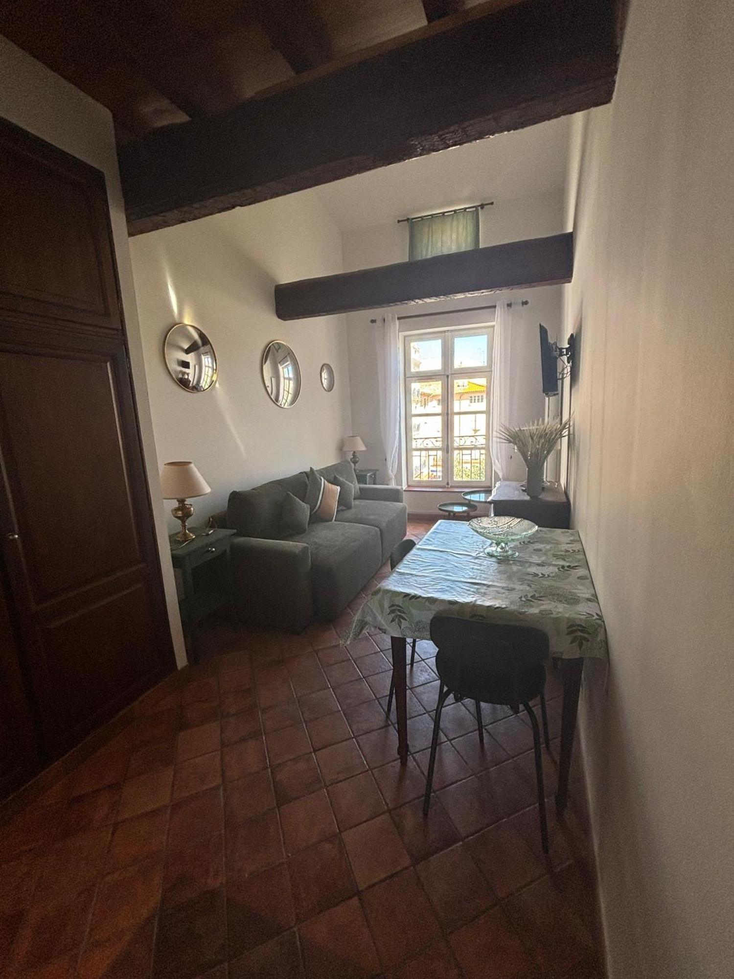 L'Appartement Des Trois Six Béziers Exterior foto